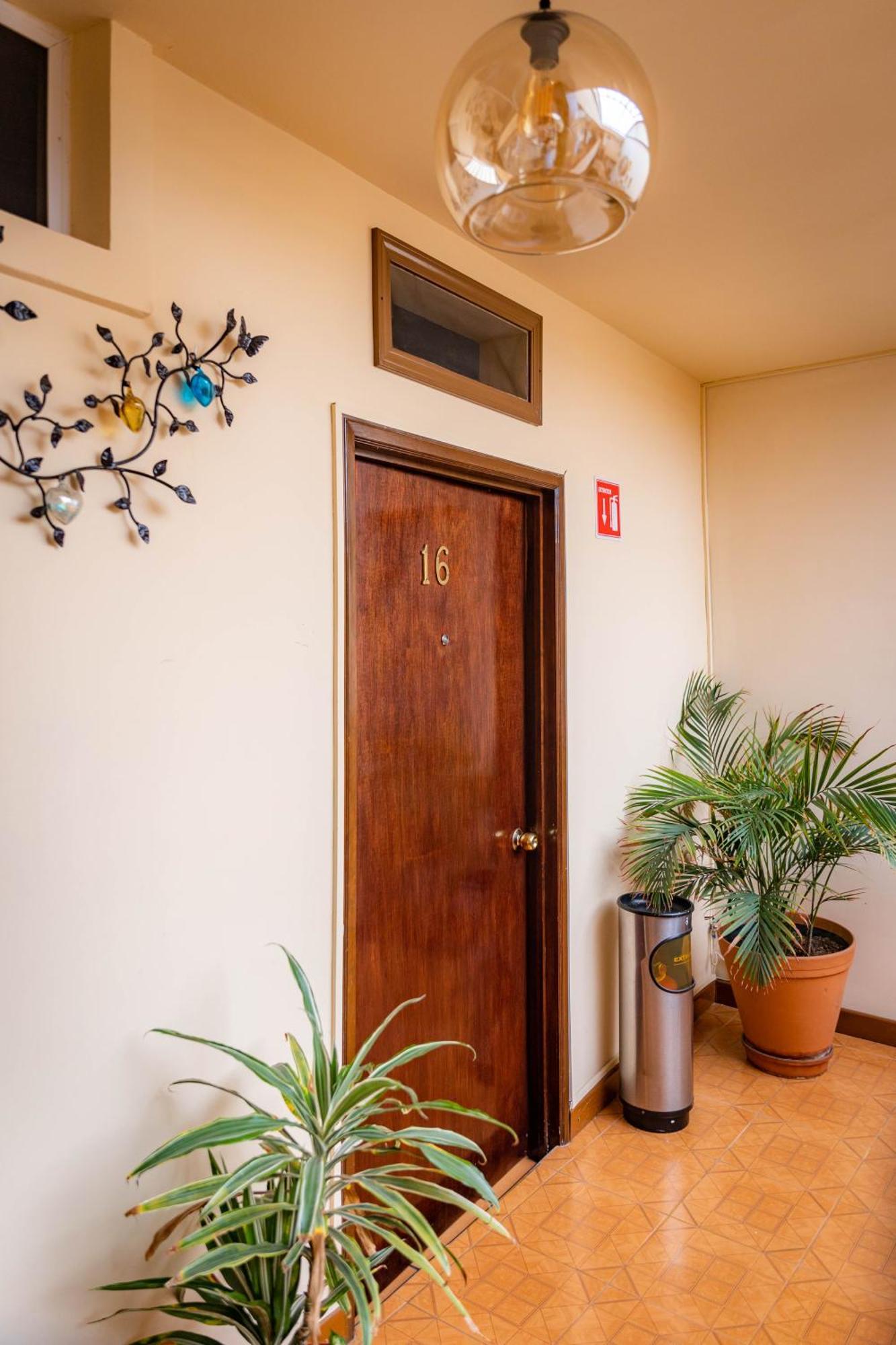 Hotel Estefania 3*